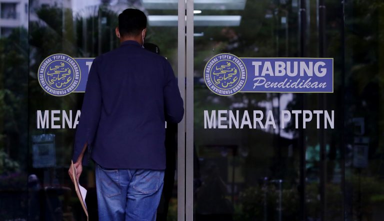 Lebih 2.7 juta pinjaman PTPTN libat RM32.39 bilion patut mula bayar balik