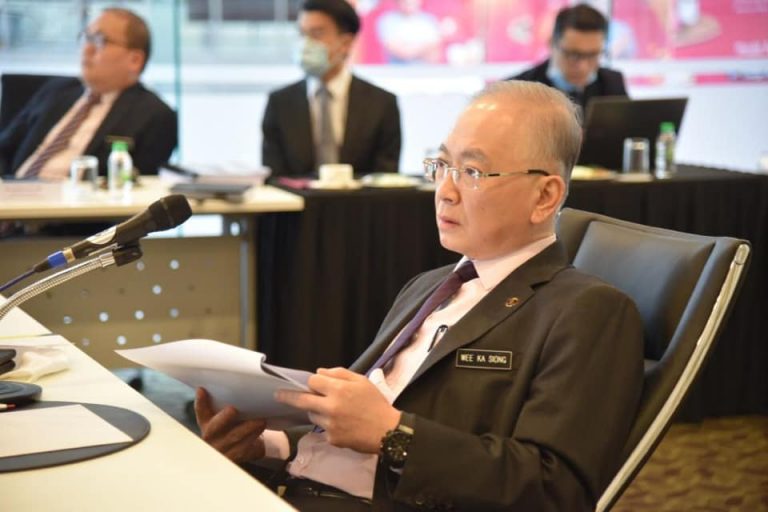 Pertahankan mangsa kemalangan LRT pun DAP hentam, kata Wee Ka Siong