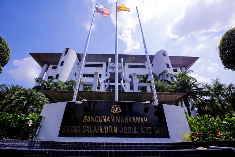 Mahkamah, pesuruhjaya sumpah dibenarkan sepanjang Fasa 1