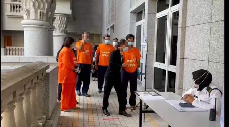 Lulus pinjaman ‘projek hantu’, Datuk bekas presiden bank ditahan