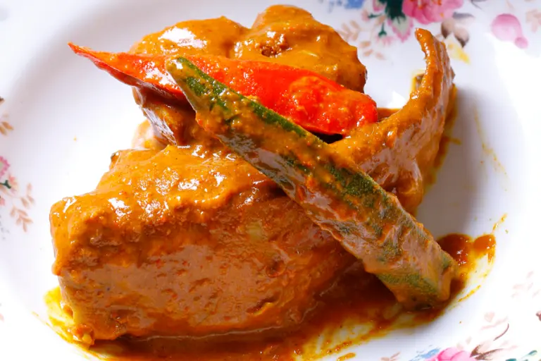 kari ikan pari kerisik