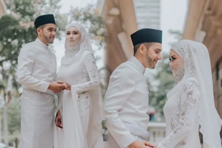 Hanya sekali lafaz, Risteena kini isteri kepada Isa khan