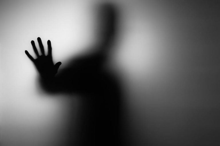 Jin hantu raya