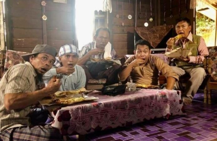 geng plastik hitam pupus