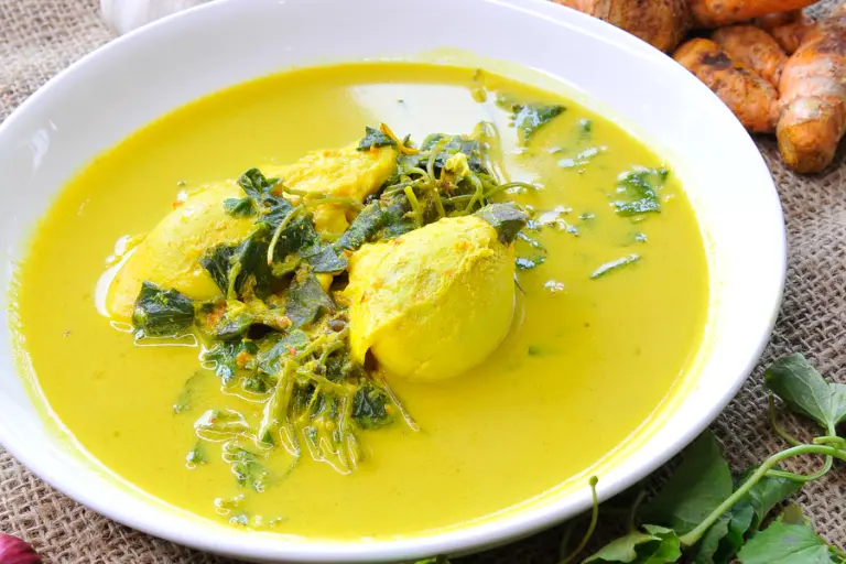 gulai telur itik daun pegaga