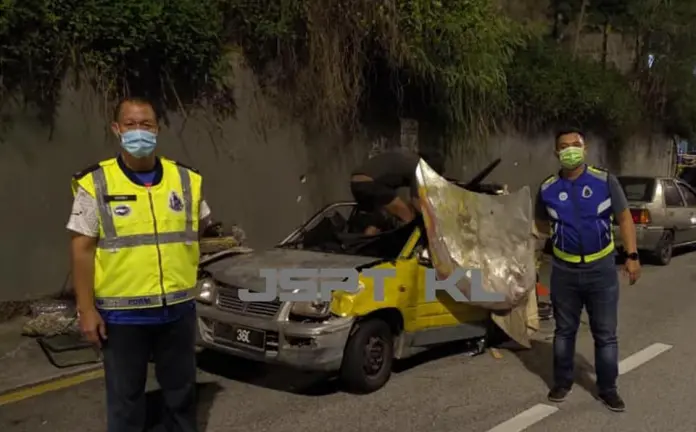kancil 'lejen' kena tahan