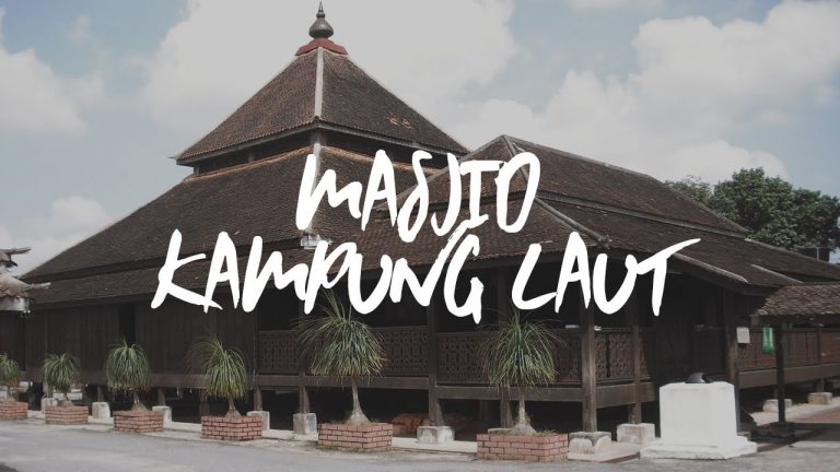 [VIDEO] MASJID KAMPUNG LAUT : Antara masjid tertua di Malaysia | Ramadan Mastika