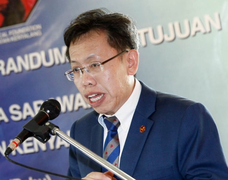 Tiada vaksin AstraZeneca digunakan di Sarawak