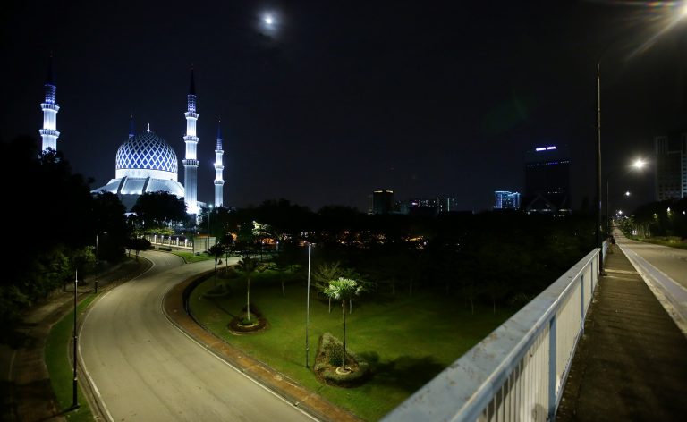 Ramai patuh SOP duduk di rumah, jalan raya ‘sunyi’