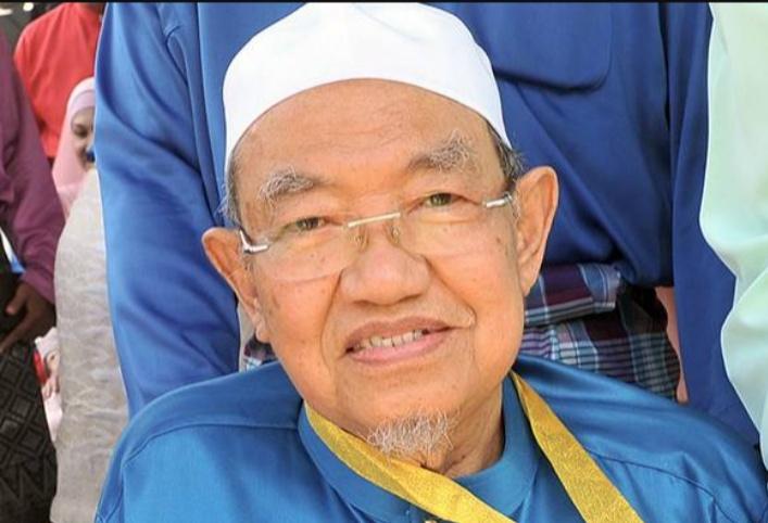 Covid-19: Mufti Perak dirawat di ICU, isteri pulih