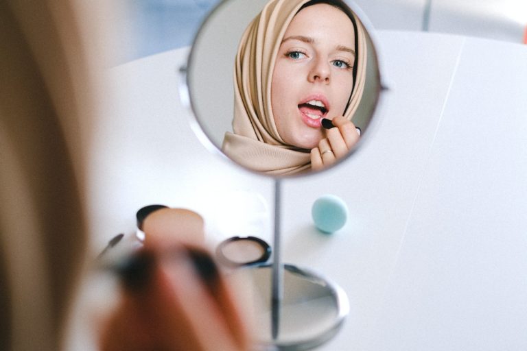 Tip cantik berseri dan awet muda