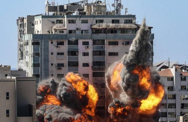 Israel dakwa menara media Gaza dibom sekat isyarat Iron Dome, AP tuntut bukti