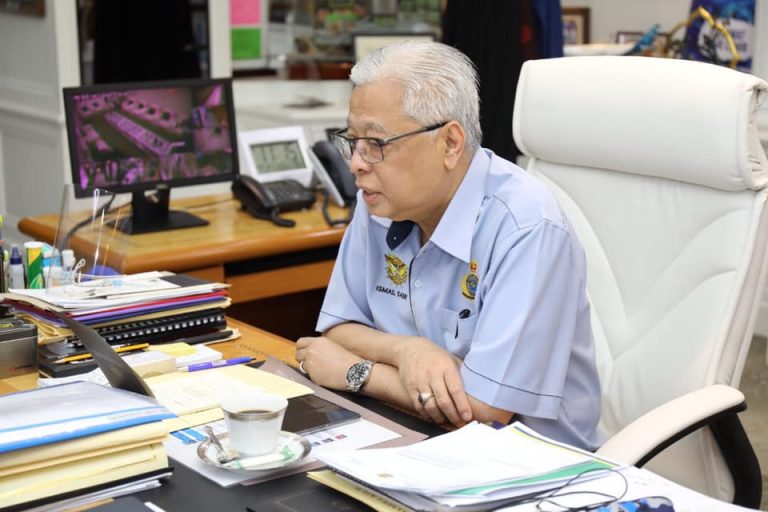 Ismail Sabri ulas ‘tutup pintu’, bab kelulusan operasi “wajar tanya MITI”