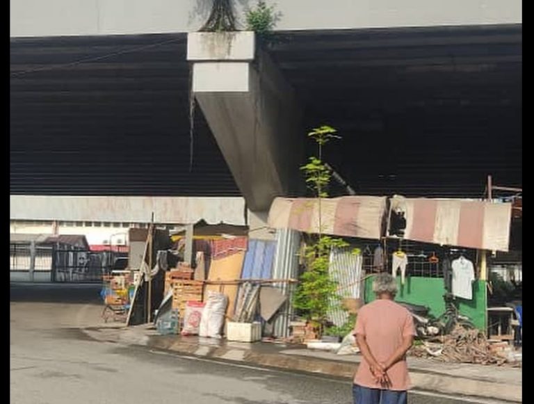 JKM bantu 7 beranak ‘penghuni Jambatan Loke Yew’ dapat penempatan bersesuaian – Rina