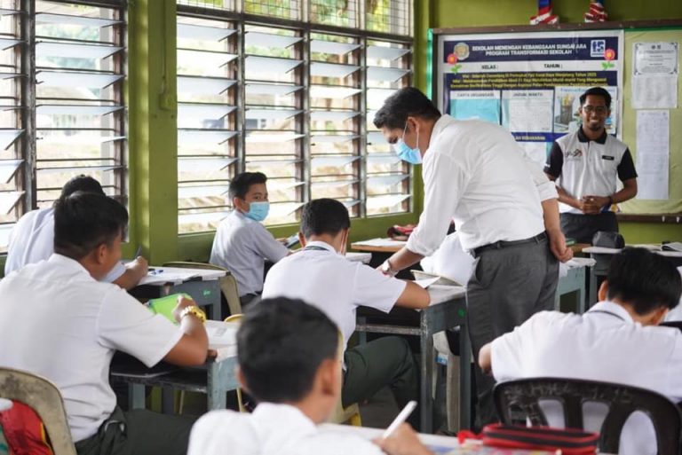 Kementerian Pendidikan akan keluar jadual baru peperiksaan SPM 2021 – Menteri