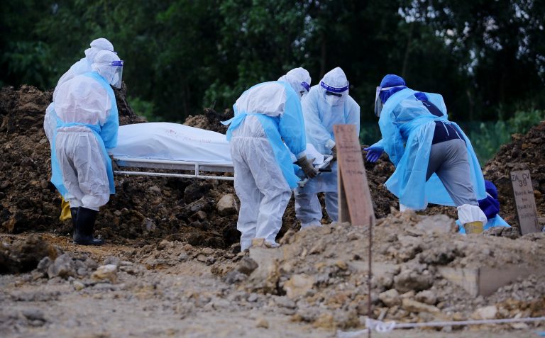 Covid-19: Bersatu gesa sekat pelancong dari China elak ancaman varian baharu