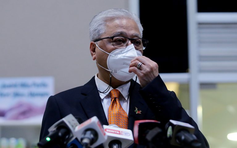 Pasangan jarak jauh lengkap dua dos mungkin dibenar rentas negeri