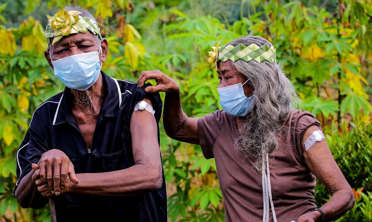 Lebih 200 Orang Asli terima vaksin di Kuala Langat