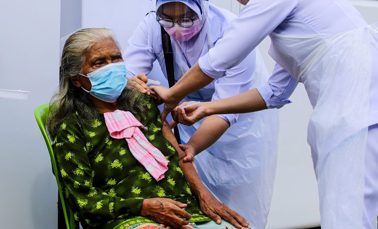 Inisiatif vaksinasi walk-in diperluas seluruh negara