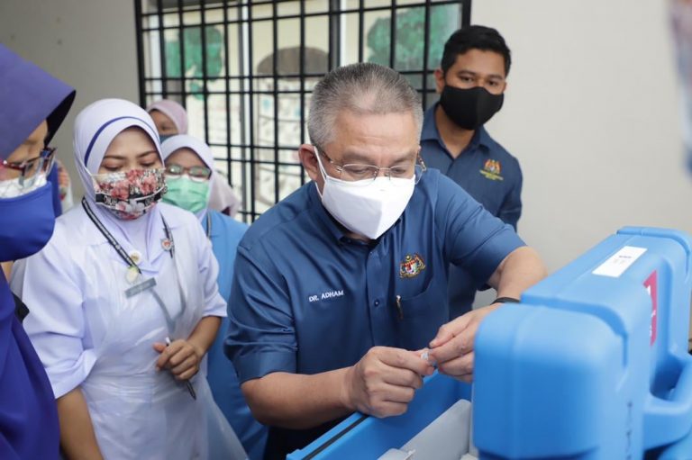 337,478 dos semalam, 1.74 juta suntikan dalam 5 hari