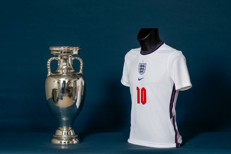 Di Sebalik Euro 2020: Adakah bola sepak benar-benar pulang ke England?
