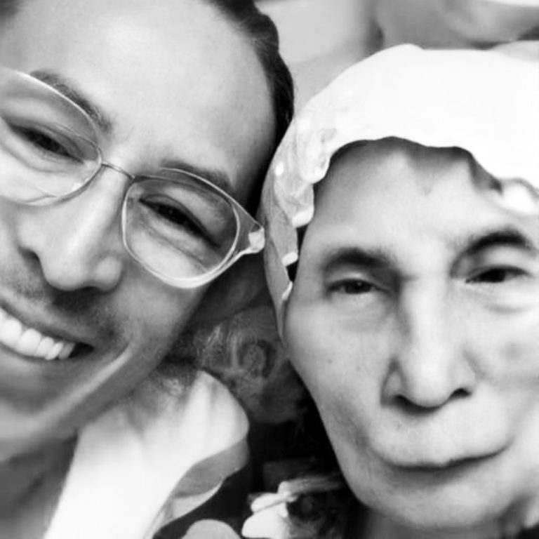 Ibu Amy Search meninggal dunia