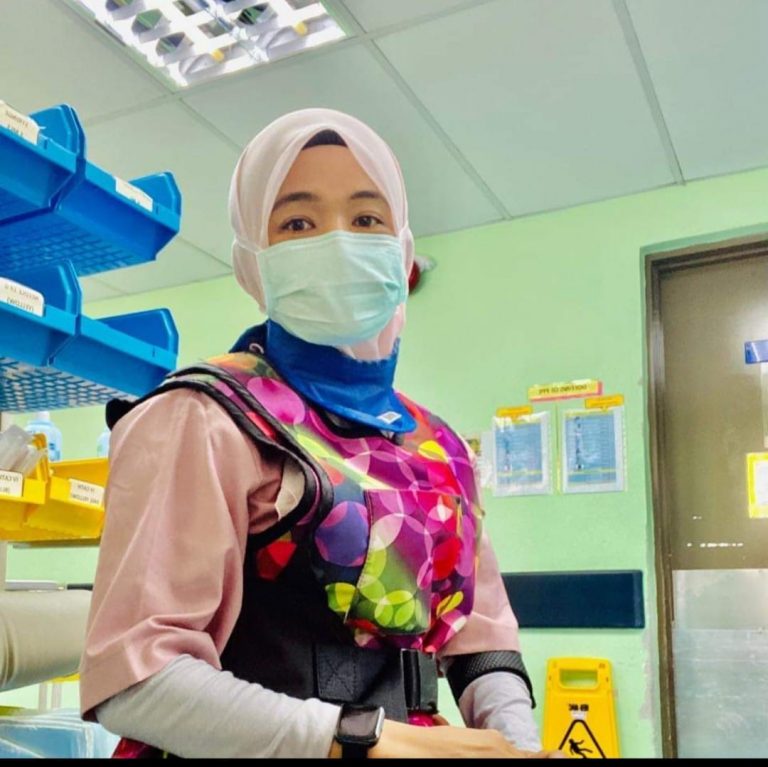 Tular perkongsian doktor bagaimana vaksin berkesan turunkan kes kritikal di HKL, insya-Allah!!
