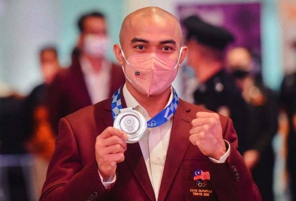 Tokyo 2020: Azizulhasni ketuai kumpulan terakhir atlet tiba dari Tokyo