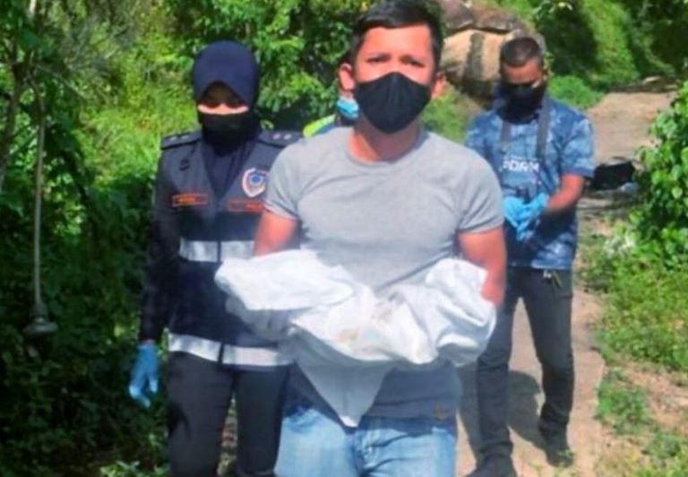 Mayat bayi masih bertali pusat ditemukan di dalam longkang