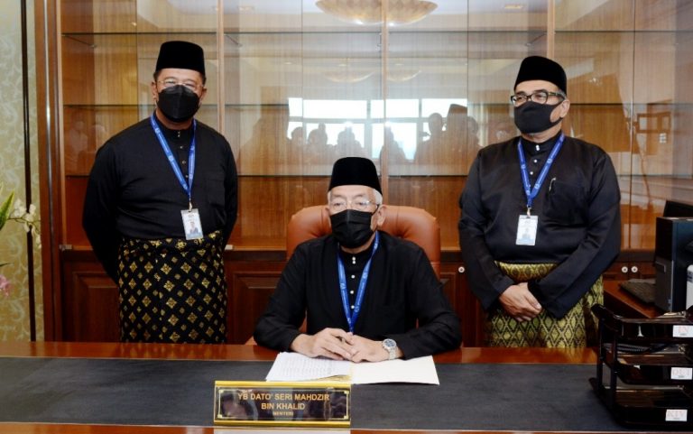 Pelantikan satu amanah besar, utamakan pemerkasaan masyarakat luar bandar – Mahdzir