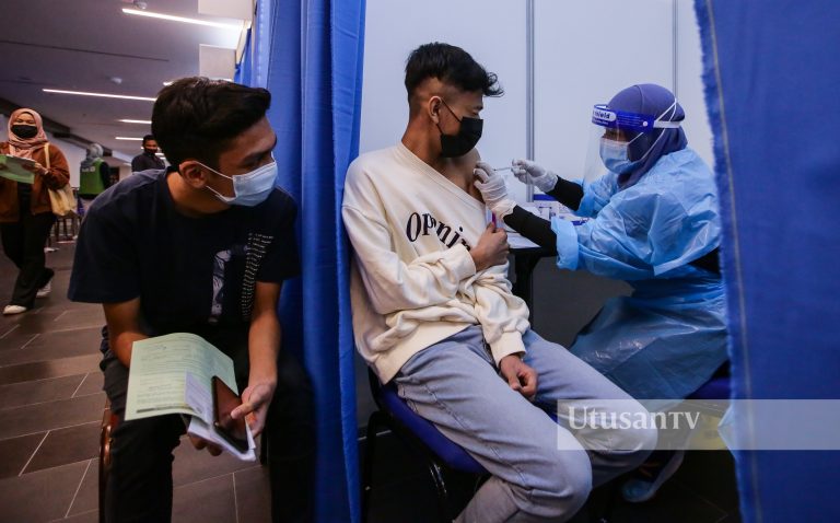 Lebih 19 juta individu lengkap vaksinasi COVID-19