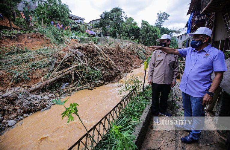 Ubah suai haram punca tanah runtuh di Kemensah Heights?