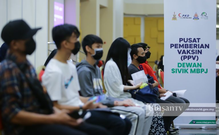 Hampir 95 peratus dewasa seluruh negara lengkap vaksin