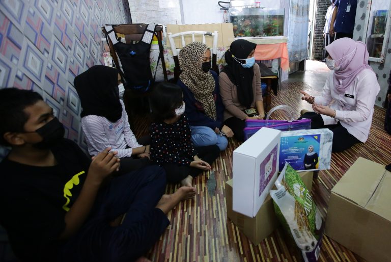 ‘Anak saya tenang, reda terima kenyataan tangan dipotong’ – Ibu mangsa samun