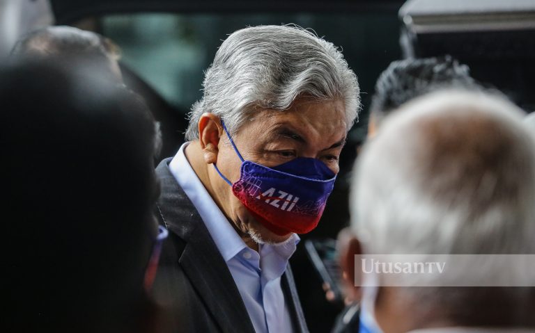 Najib arah Zahid lanjut kontrak UKSB kendali VLN – Saksi