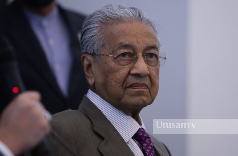 Dr Mahathir sekali lagi dirawat di IJN