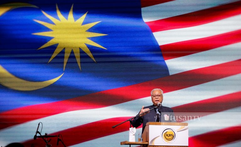 Kerajaan tak rayu, pendaftaran automatik dan Undi18 mula Januari