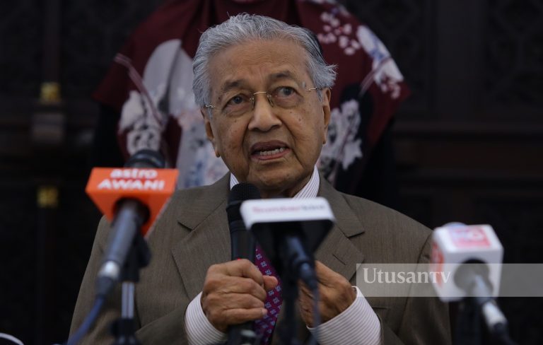 Pejuang ‘perjuangkan’ politik orang Melayu – Tun M