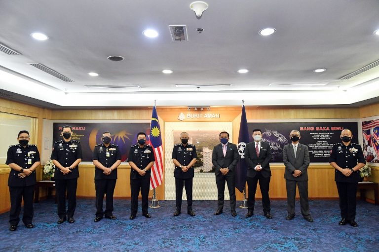 IGP terima kunjungan hormat delegasi International Practical Shooting Malaysia