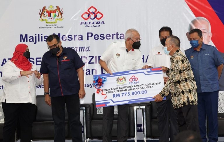 FELCRA belanja lebih RM1 juta untuk ameniti sosial di Sarawak
