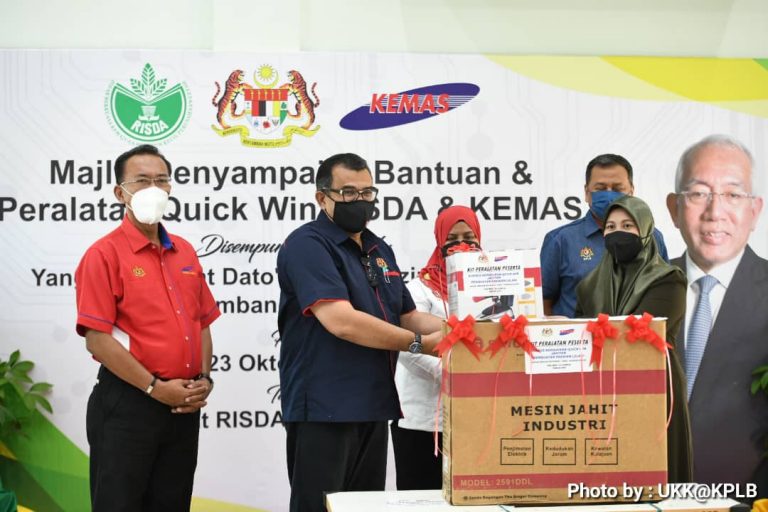 RISDA Sarawak salur lebih RM51 juta bagi pekebun kecil getah – Mahdzir
