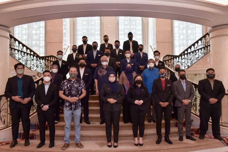 PM jamin kerajaan sentiasa terbuka pandangan anak muda