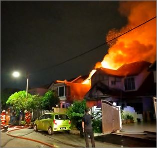 Lelaki rentung kebakaran rumah teres