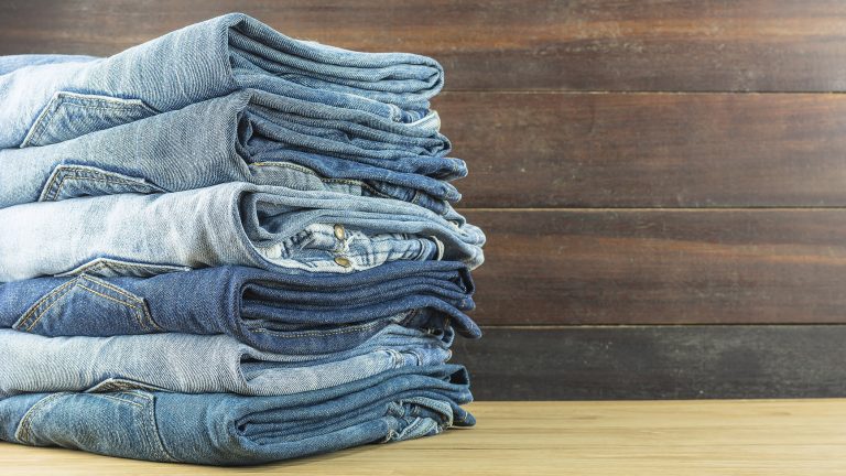 Suka pakai seluar jean? Ini kisah macam mana seluar tahan lasak itu tercipta