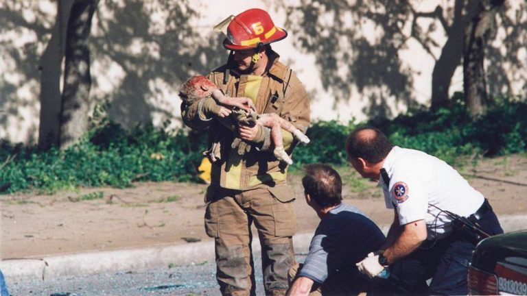Di sebalik foto ikonik tragedi ledakan Oklahoma