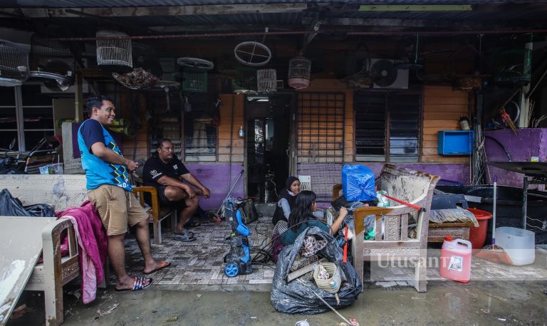 Bantuan banjir Keluarga Malaysia imbangi keperluan semasa rakyat, pelihara masa depan – Shahril