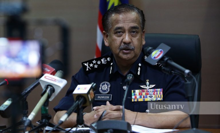Razarudin Ketua Polis Negara, Ayob Khan timbalan