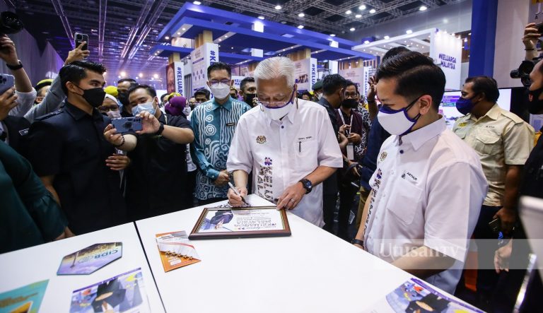 24,300 peluang pekerjaan di 100 Hari Aspirasi Keluarga Malaysia