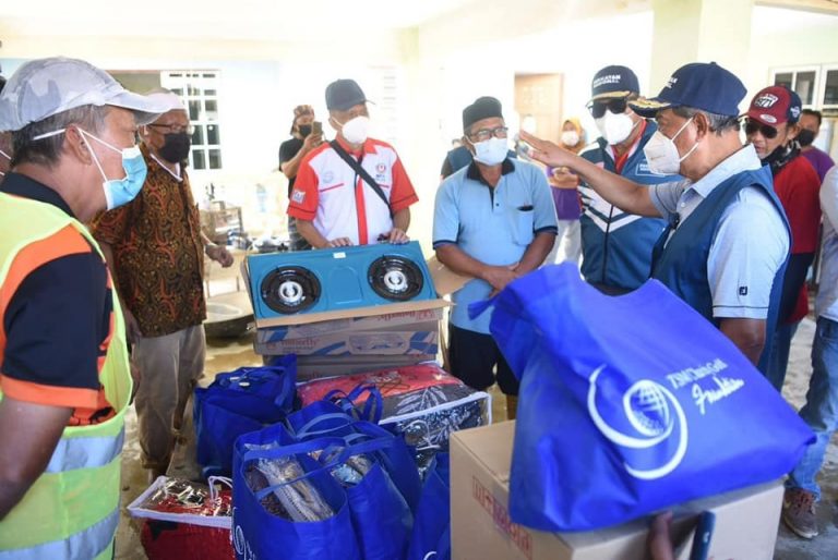 BERSATU giat bantu mangsa banjir, jumlah bantuan juga ditambah – Muhyiddin