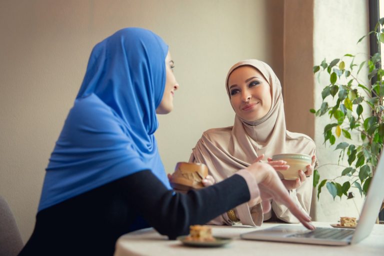 wanita ramai masuk neraka